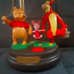 Pooh and friends lamp